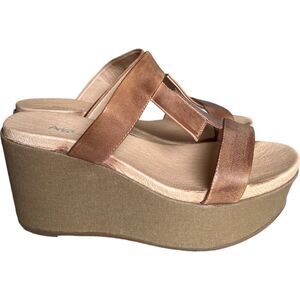 Antelope Brown Rectangle-Front Karas Leather Sandals, 37/US7